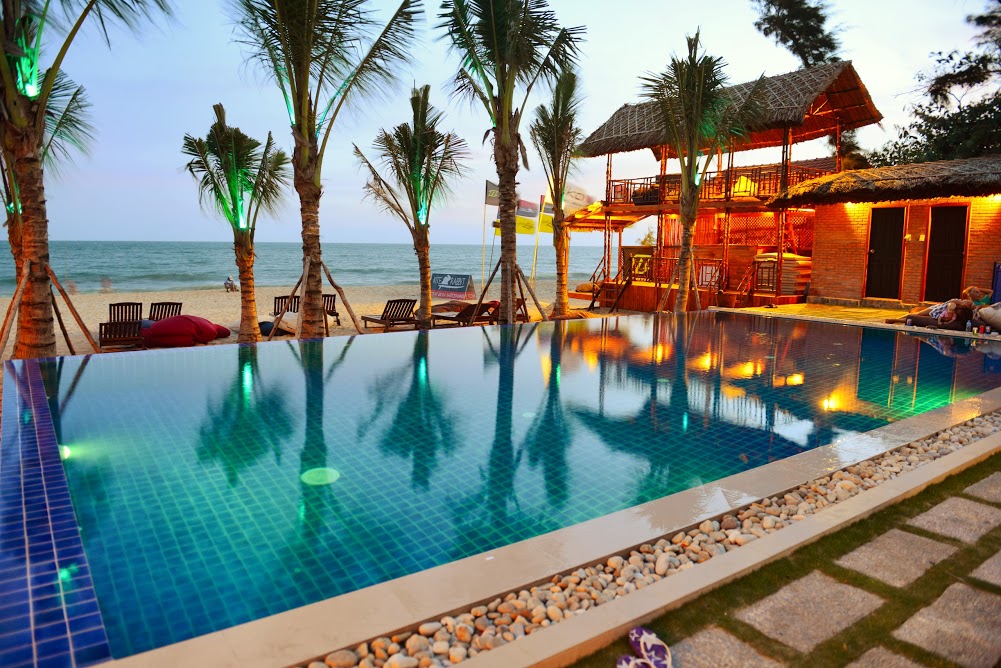 Hồ bơi - Hotel24h.net